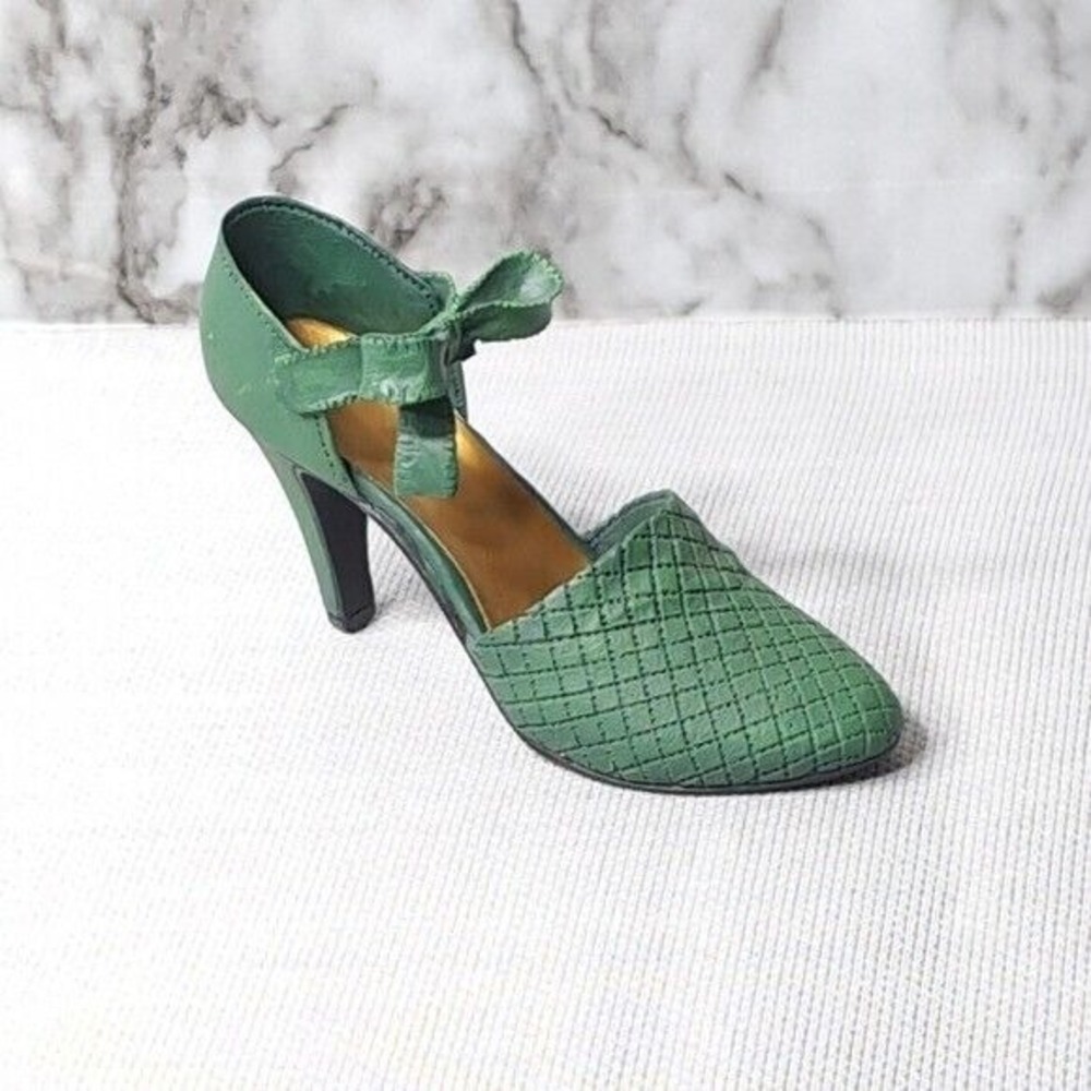 Just the Right Shoe Sumptuous Quilt Mini Ceramic Green Figurine